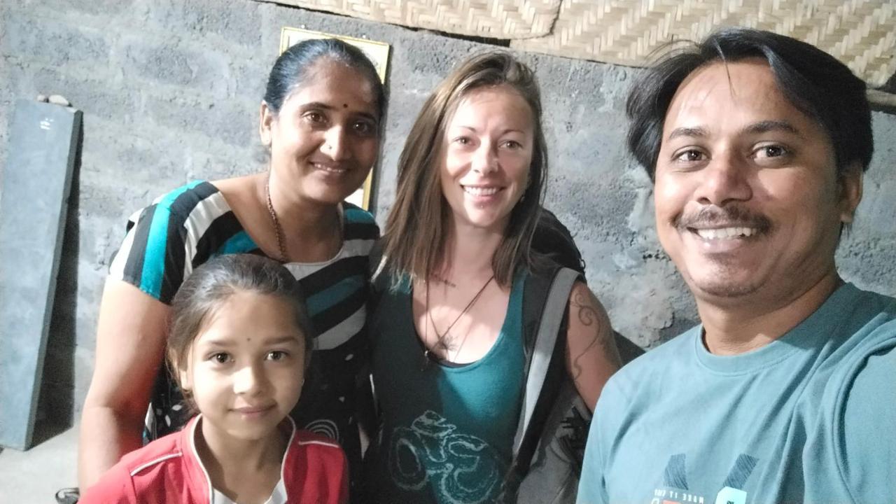 Funky Monkey Home Stay Hampi Exterior foto